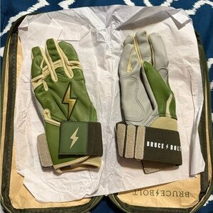Olive Batting Gloves